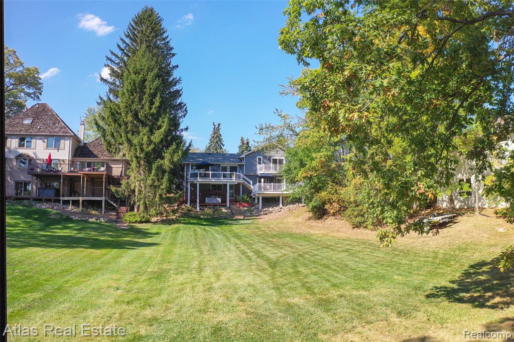 9449 Ridge Road, Goodrich Vlg, MI — Photo 52
