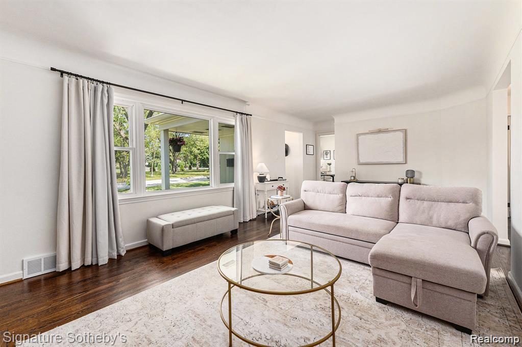 4419 Beverly Court, Royal Oak, MI 48073 — Photo 6