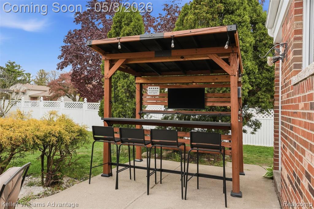 41295 Beechwood Street, Clinton Twp, MI 48038 — Photo 32