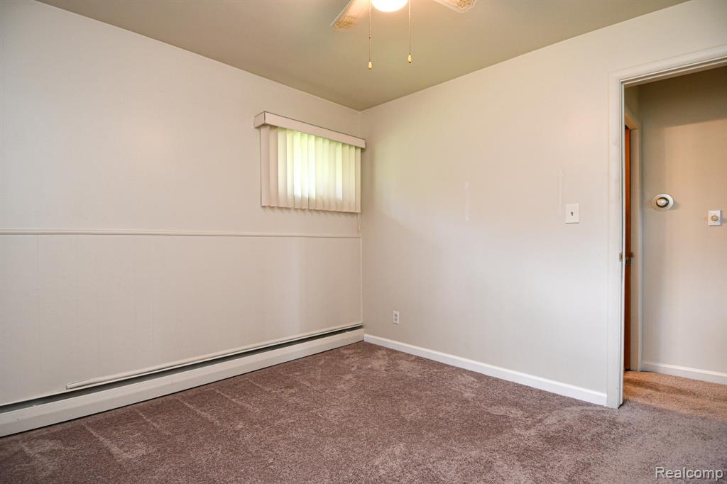 6443 Richfield Road, Flint, MI 48506 — Photo 21