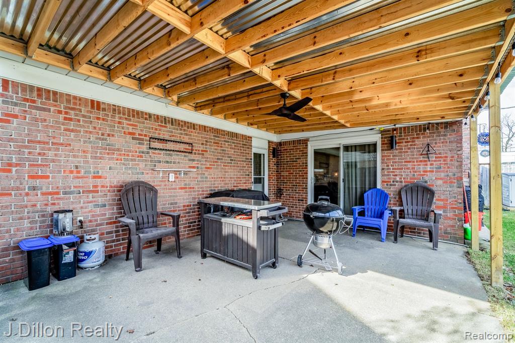 39830 EDMUNDTON Drive, Canton, MI 48187 — Photo 52