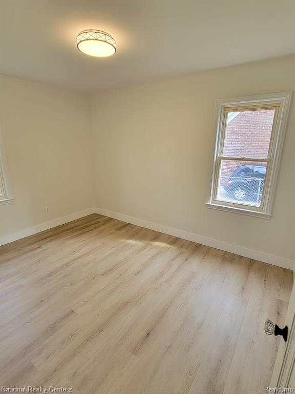9968 Cavell Street, Livonia, MI 48150 — Photo 12