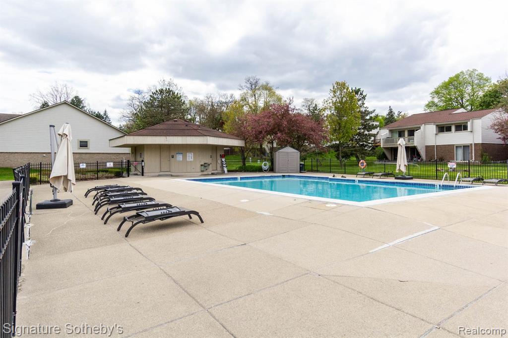5396 Fairway Court, West Bloomfield, MI 48323 — Photo 51