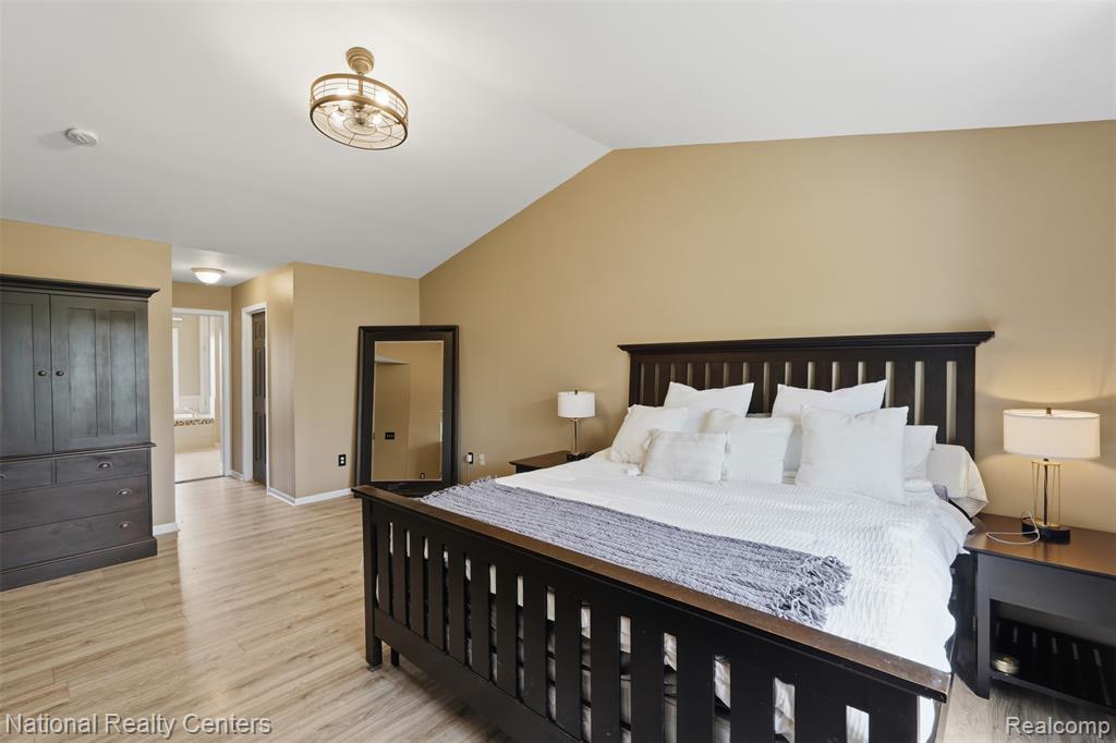 23431 Winged Foot Way, South Lyon, MI 48178 — Photo 28