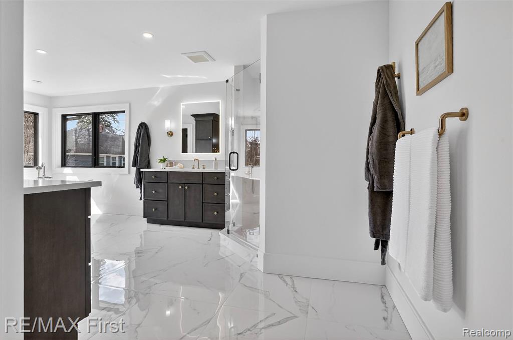 667 Oak, Birmingham, MI 48009 — Photo 35