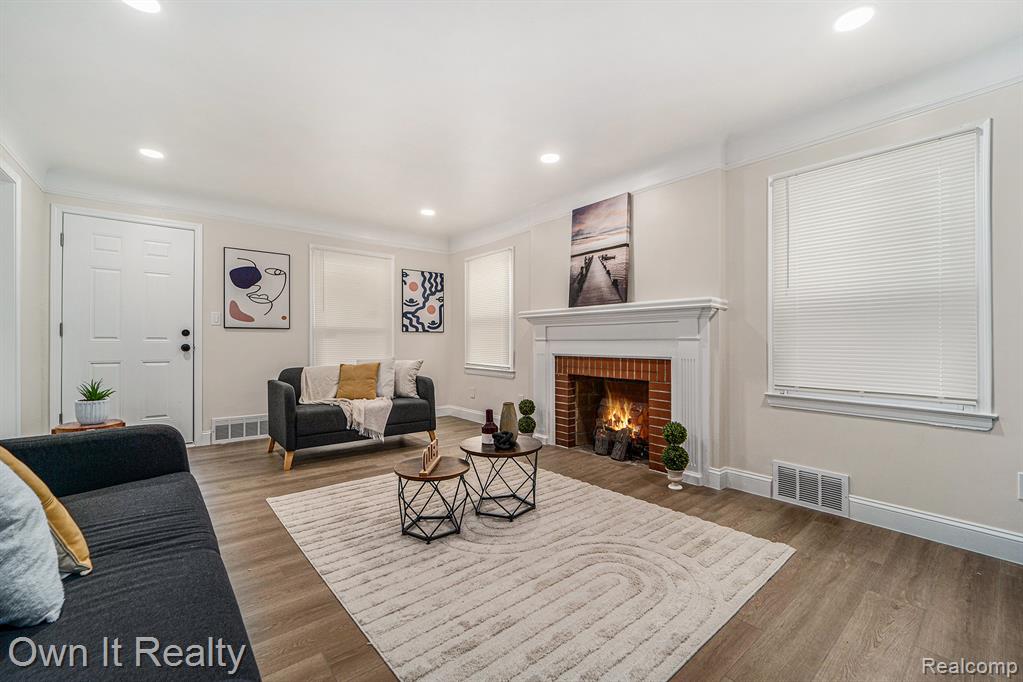 7420 Memorial Avenue, Dearborn, MI 48228 — Photo 4