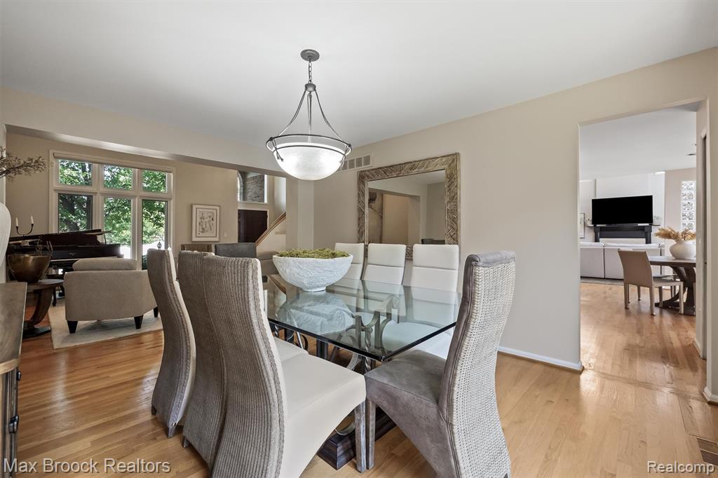 5101 Village Commons Drive, West Bloomfield, MI — Photo 10
