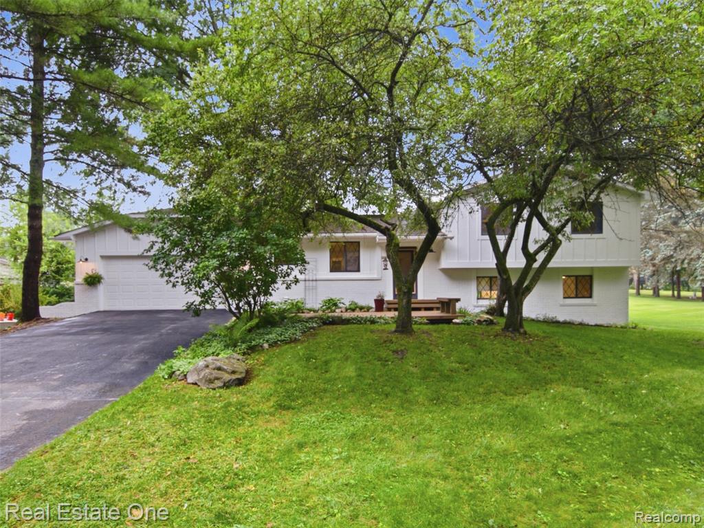 3206 Allen Road, Ortonville, MI 48462 — Photo 4