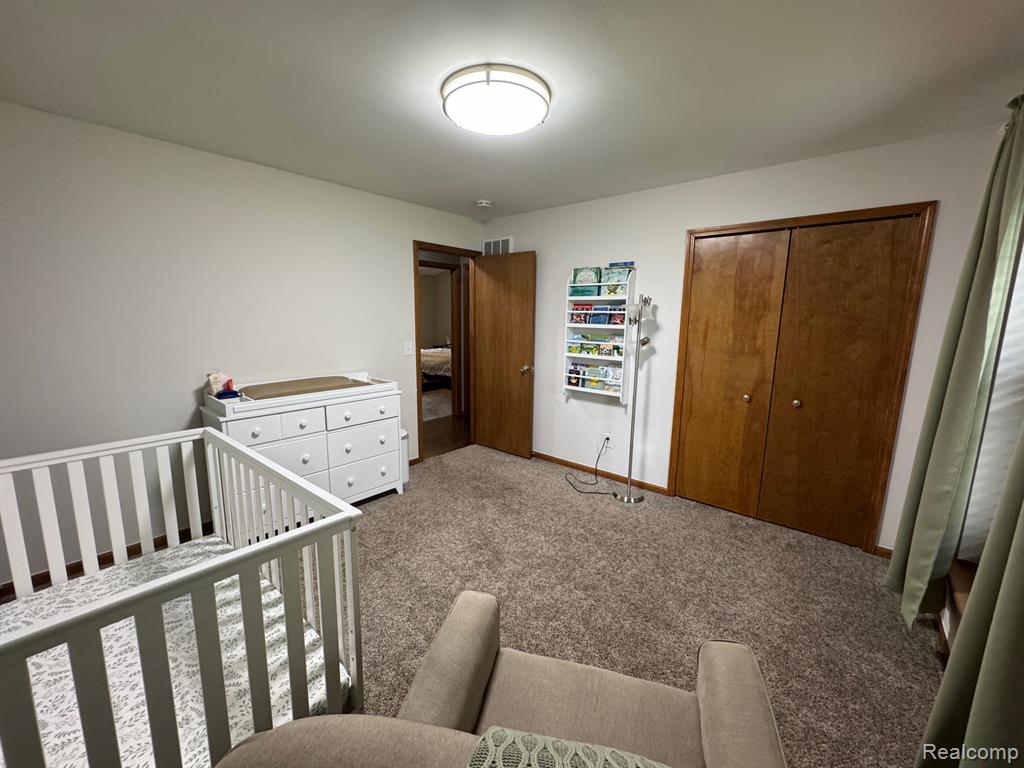 5851 Kingfisher Lane, Clarkston, MI — Photo 31