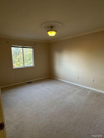 4038 WORTHINGTON Drive, Troy, MI 48085 — Photo 15