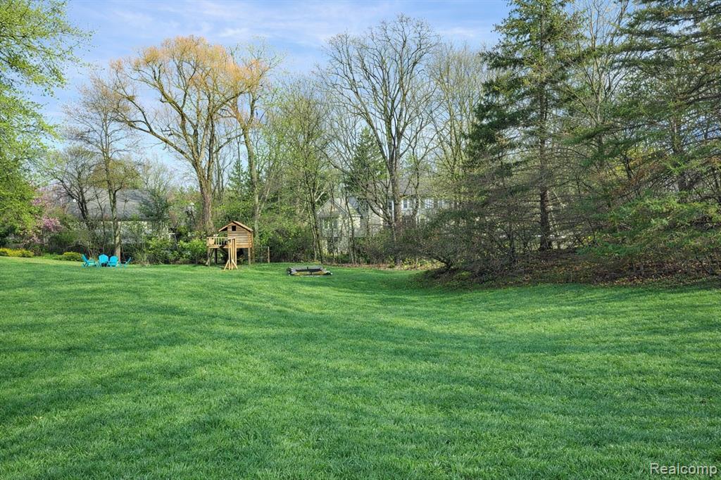 5106 Deer Run Circle, Orchard Lake Village, MI 48323 — Photo 29