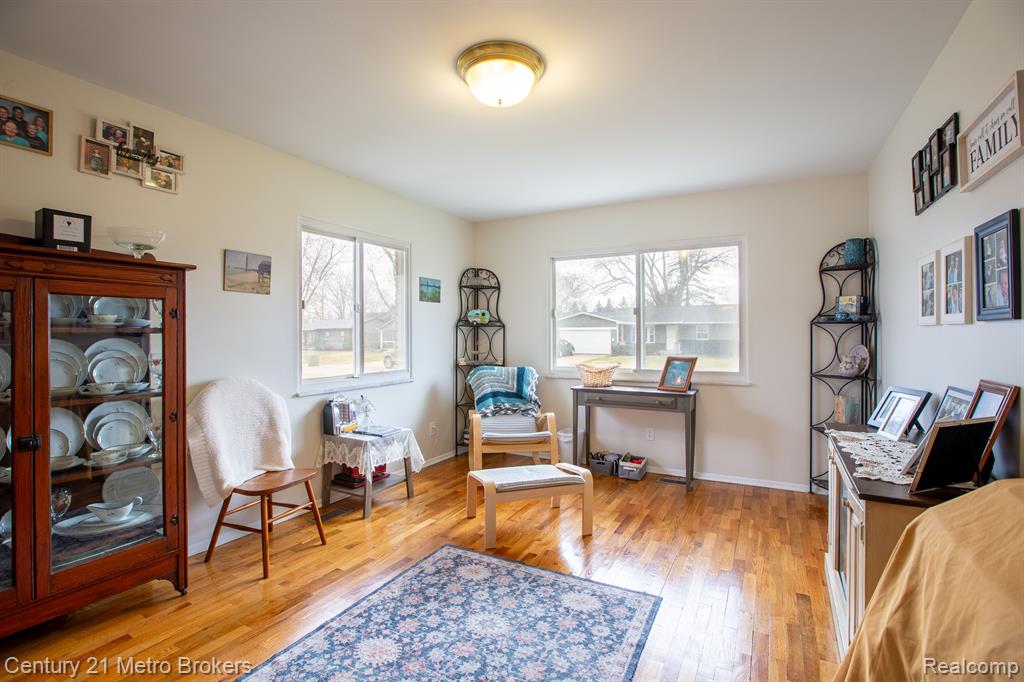719 SURFWOOD Lane, Davison, MI 48423 — Photo 3