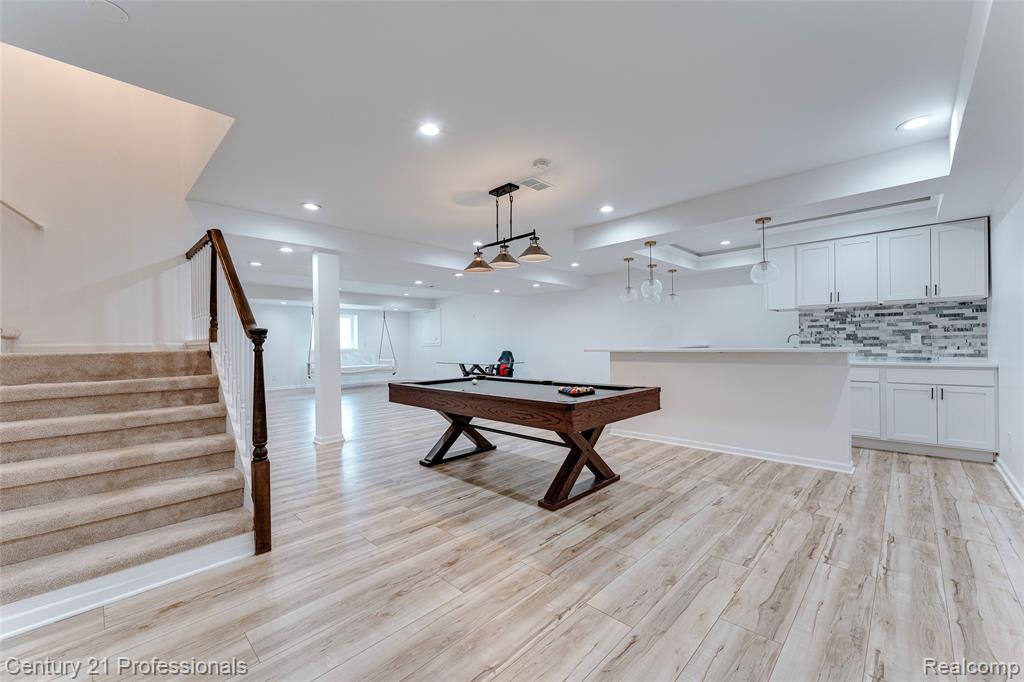 6776 Portsman Court, Canton, MI 48187 — Photo 19