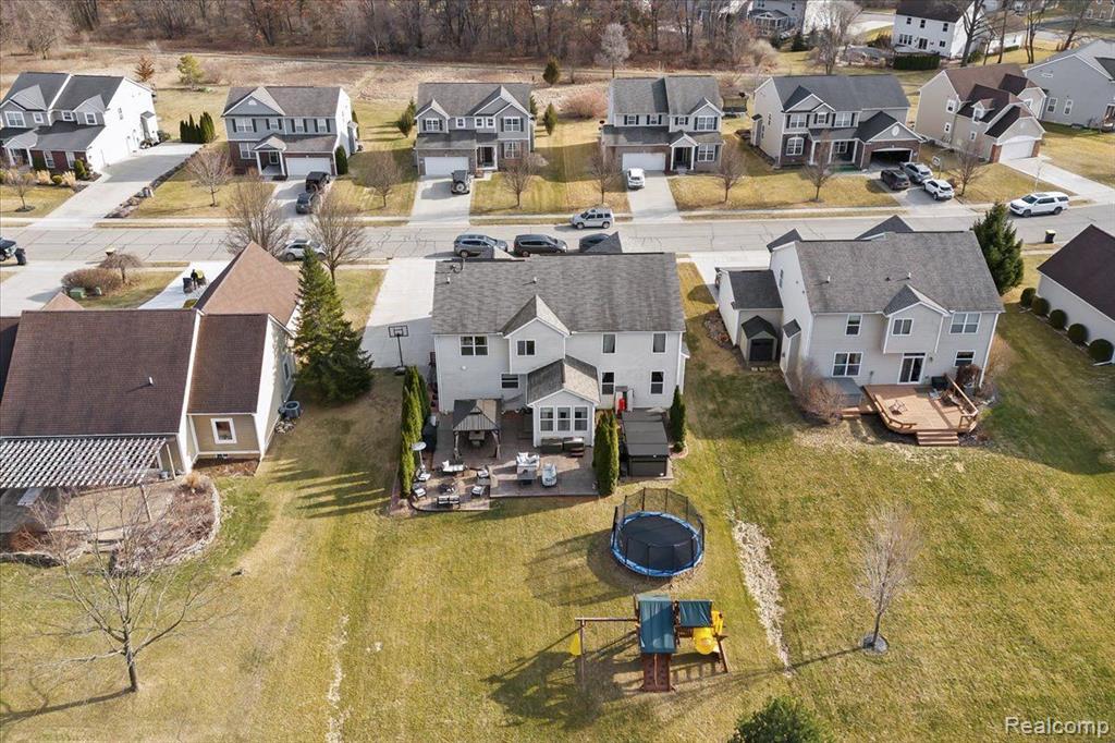 10681 BOULDERCREST Drive, South Lyon, MI 48178 — Photo 57