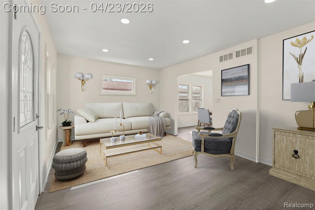 26045 Eton Avenue, Dearborn Heights, MI 48125 — Photo 9
