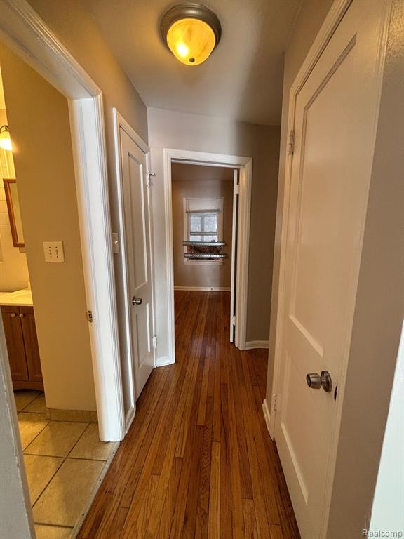 19381 KENOSHA Street, Harper Woods, MI 48225 — Photo 9