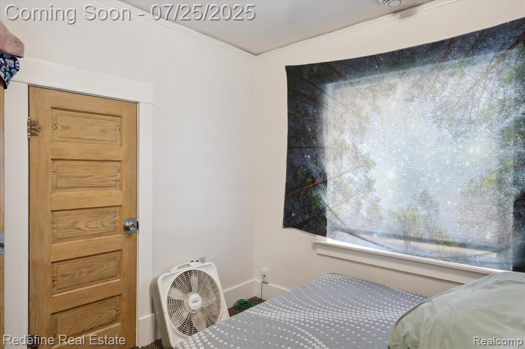 566 Poplar Street, Wyandotte, MI 48192 — Photo 18