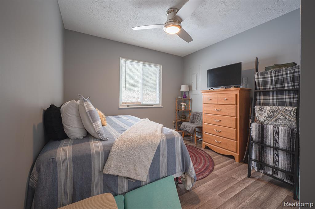 7577 CROFOOT Road, Fowlerville, MI 48836 — Photo 11