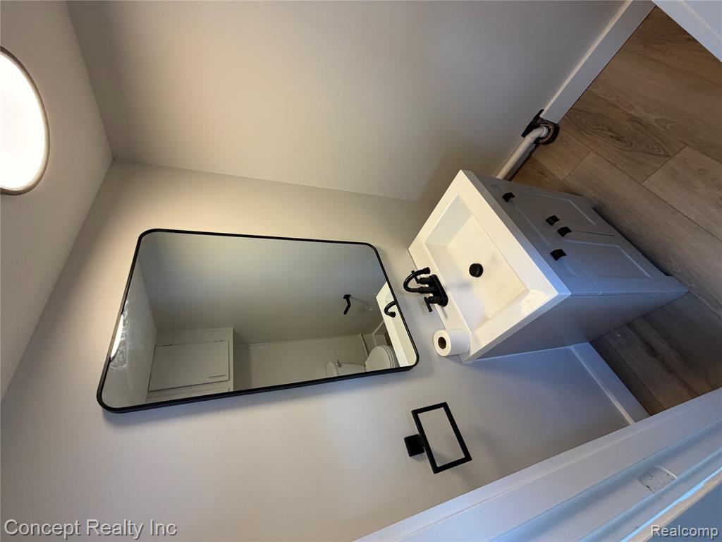 23556 Candace Drive, Rockwood, MI — Photo 15