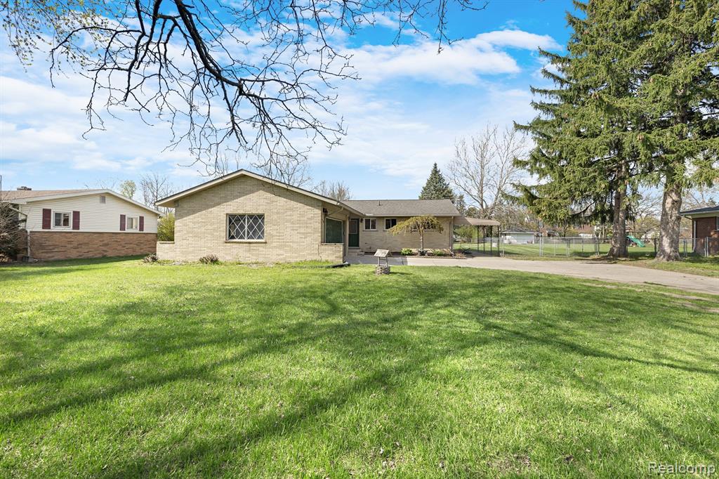 41330 CHERRY HILL Road, Canton, MI 48187 — Photo 33