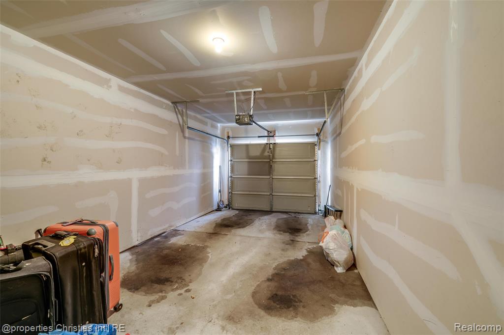 45727 Heather Ridge Drive, 224, Macomb, MI 48044 — Photo 28
