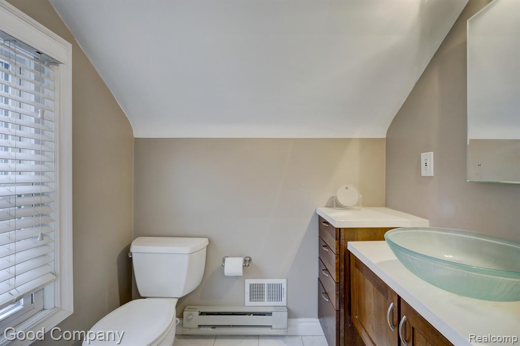 924 Marywood Drive, Royal Oak, MI 48067 — Photo 30