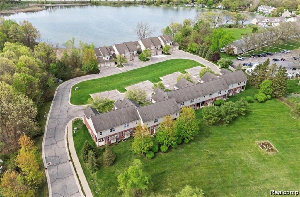 5953 High Point Court, 29, Brighton, MI 48116 — Photo 2
