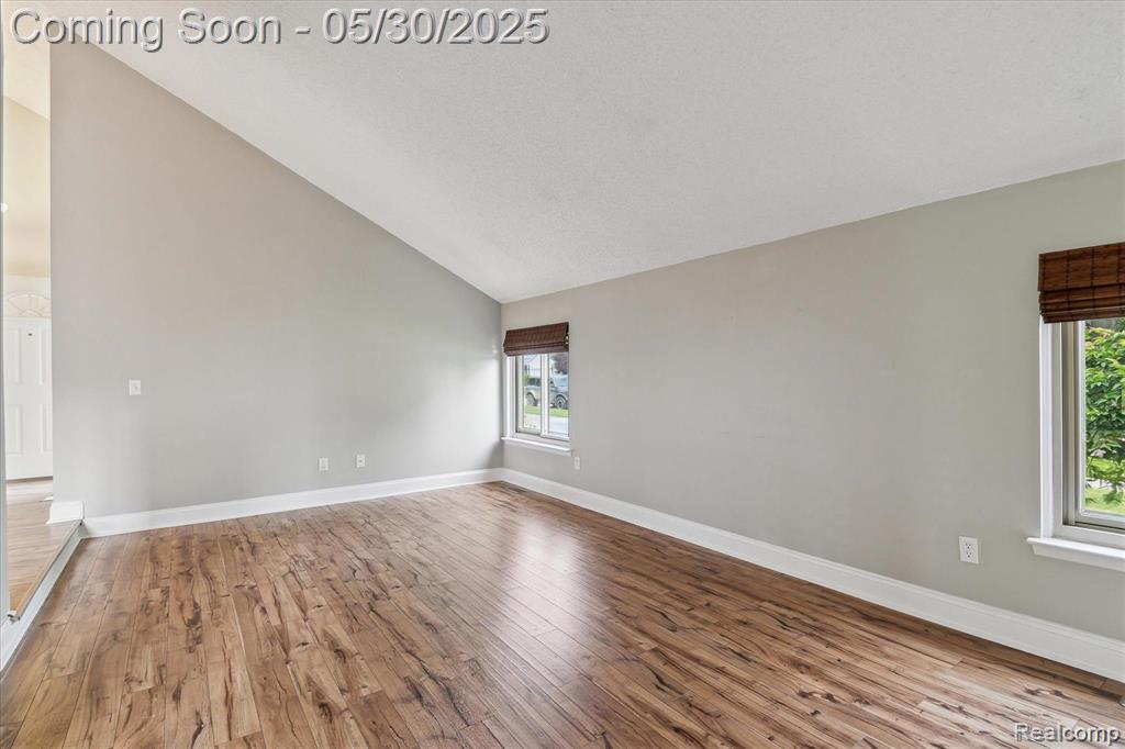 45127 Fair Oaks Drive, Canton, MI 48187 — Photo 9