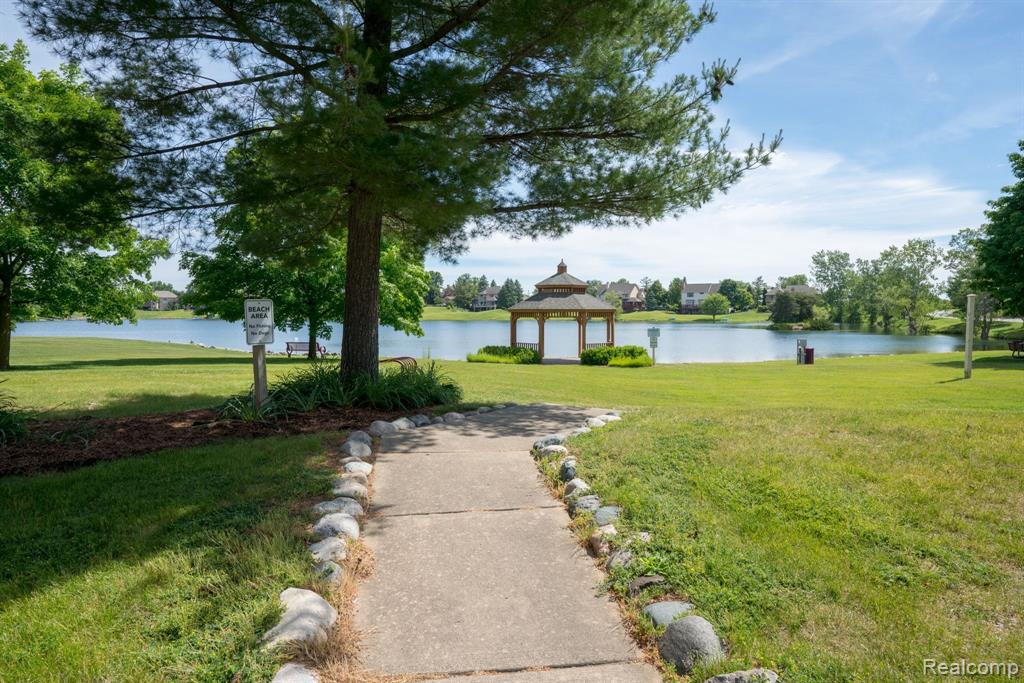 4870 DORAL Drive, Ann Arbor, MI 48108 — Photo 54