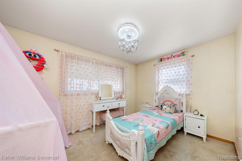 6569 HAWTHORNE Street, Garden City, MI — Photo 16