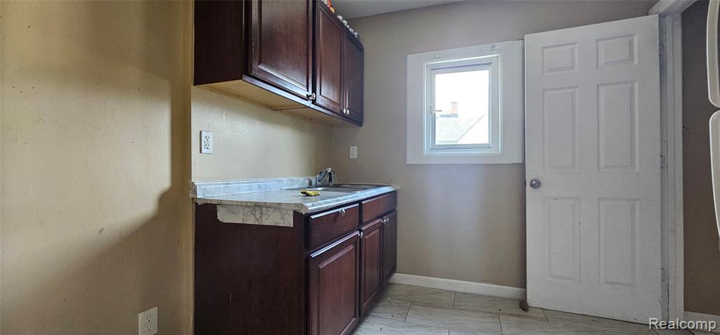 8095 Roselawn Street, Detroit, MI 48204 — Photo 10