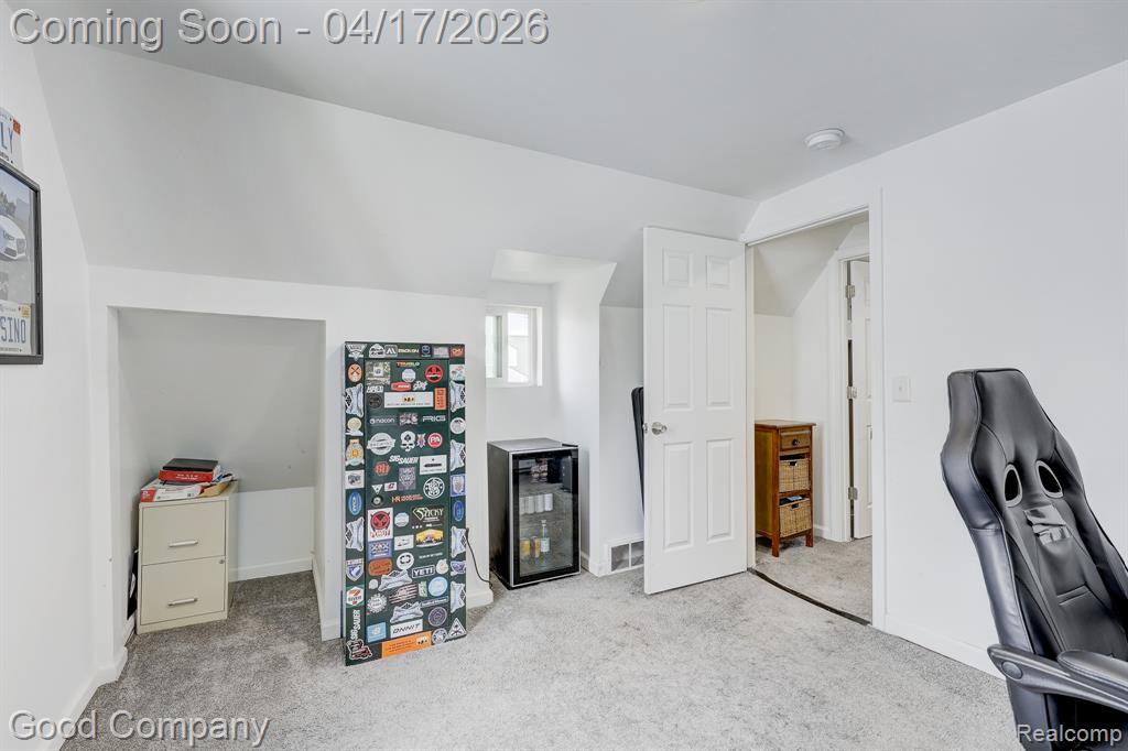 23067 Hazelwood Avenue, Hazel Park, MI 48030 — Photo 20