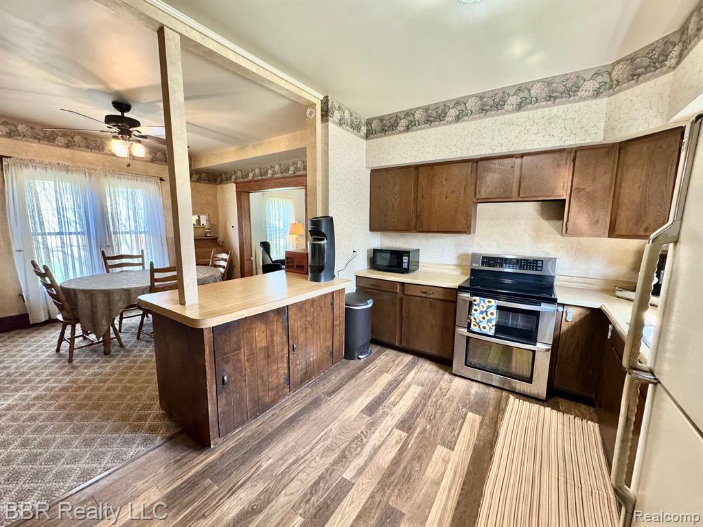 611 MONROE Street, Carleton, MI 48117 — Photo 7