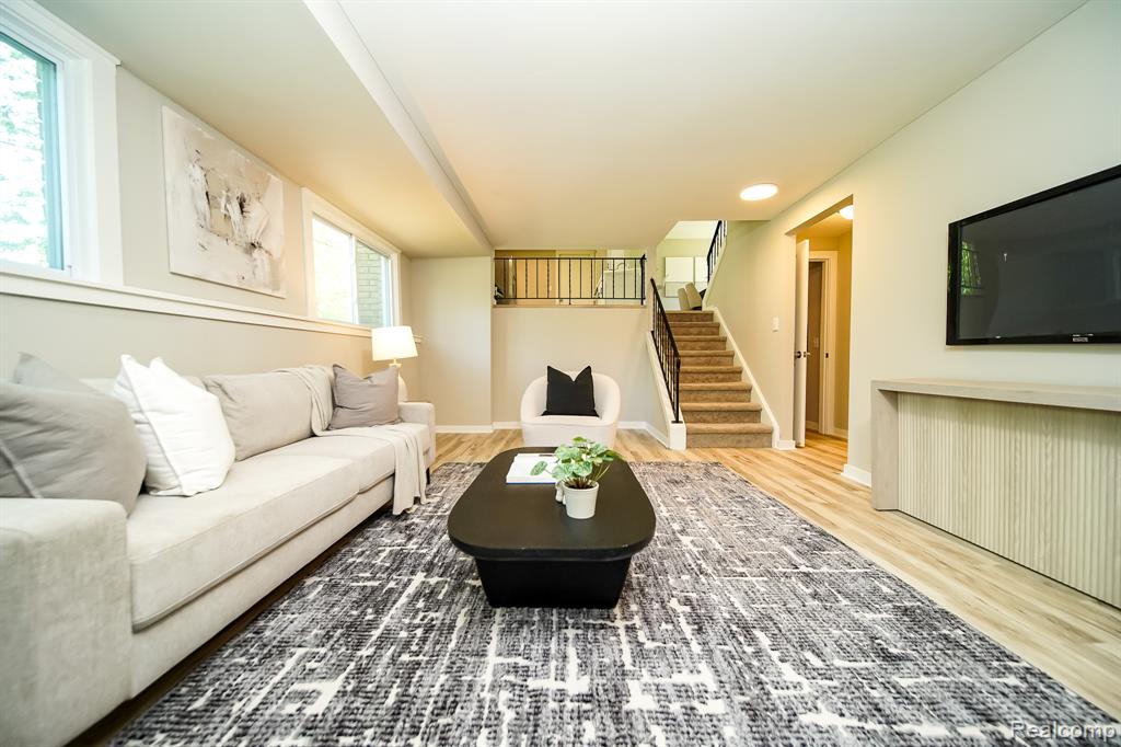 48297 Mallard Drive, New Baltimore, MI 48047 — Photo 31
