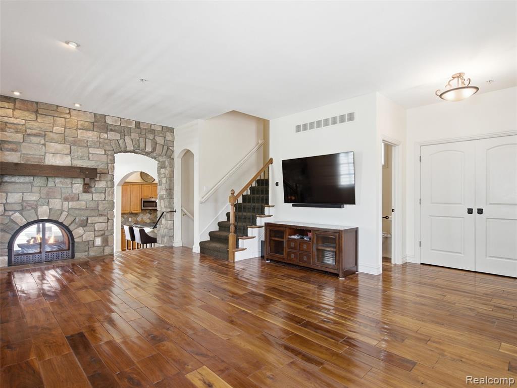 3875 Andover Avenue, Auburn Hills, MI 48326 — Photo 3