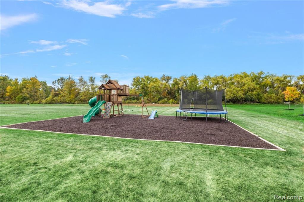 62477 Rosina Court, Ray, MI, 00000