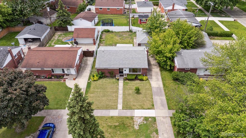 8242 MONROE Boulevard, Taylor, MI 48180 — Photo 36