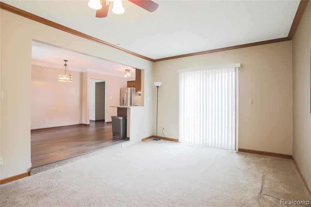 40755 Oakwood Court, Clinton Twp, MI 48038 — Photo 16
