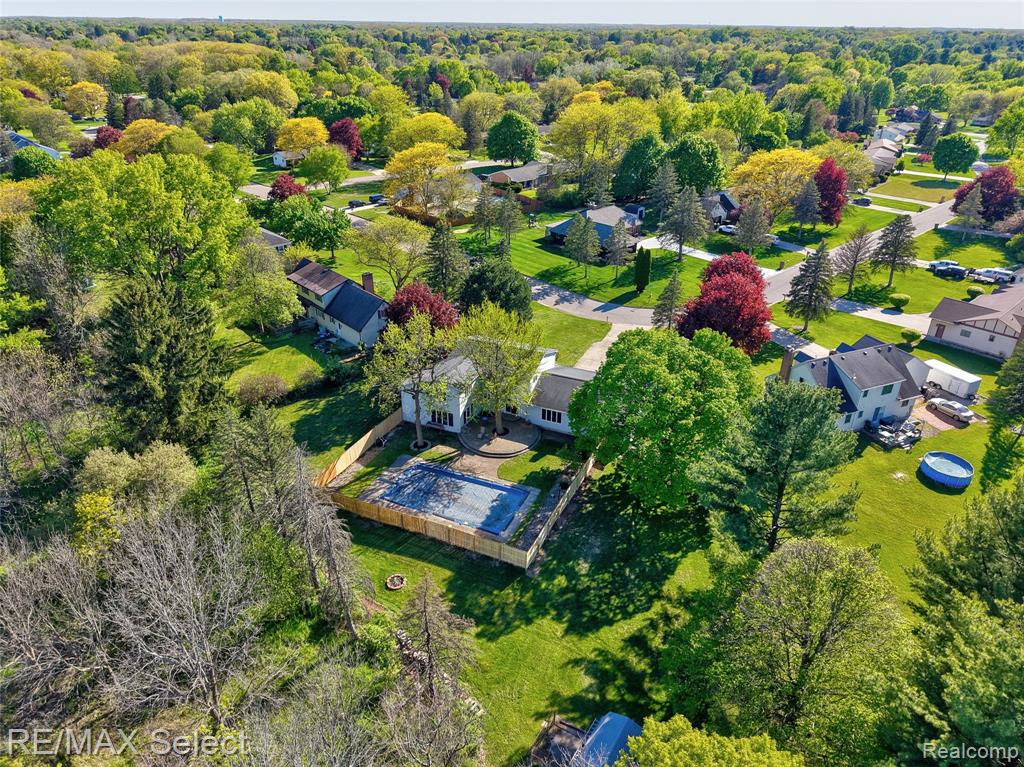 1490 Dyemeadow Lane, Flint, MI 48532 — Photo 10