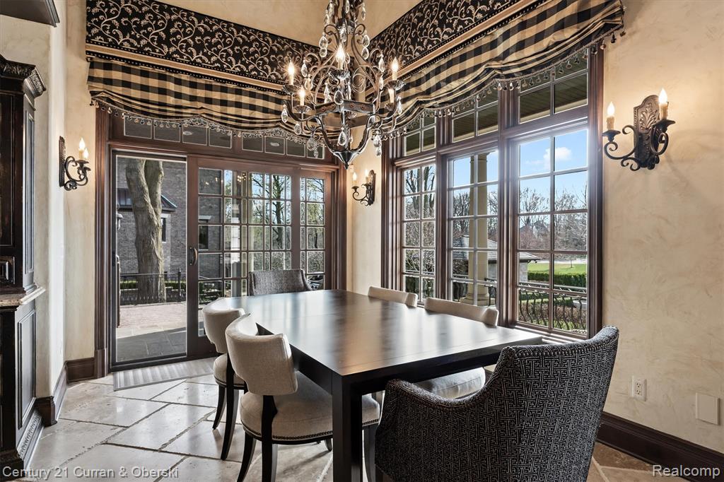18939 Bella Vista Court, Northville, MI 48168 — Photo 22