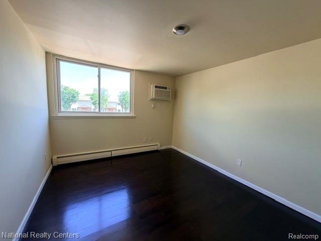 4913 Crooks Road, G5, Royal Oak, MI 48073 — Photo 10