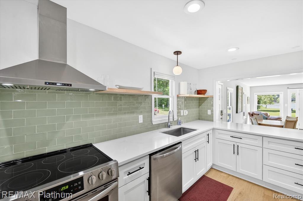 1462 S HUGHES Road, Howell, MI 48843 — Photo 9