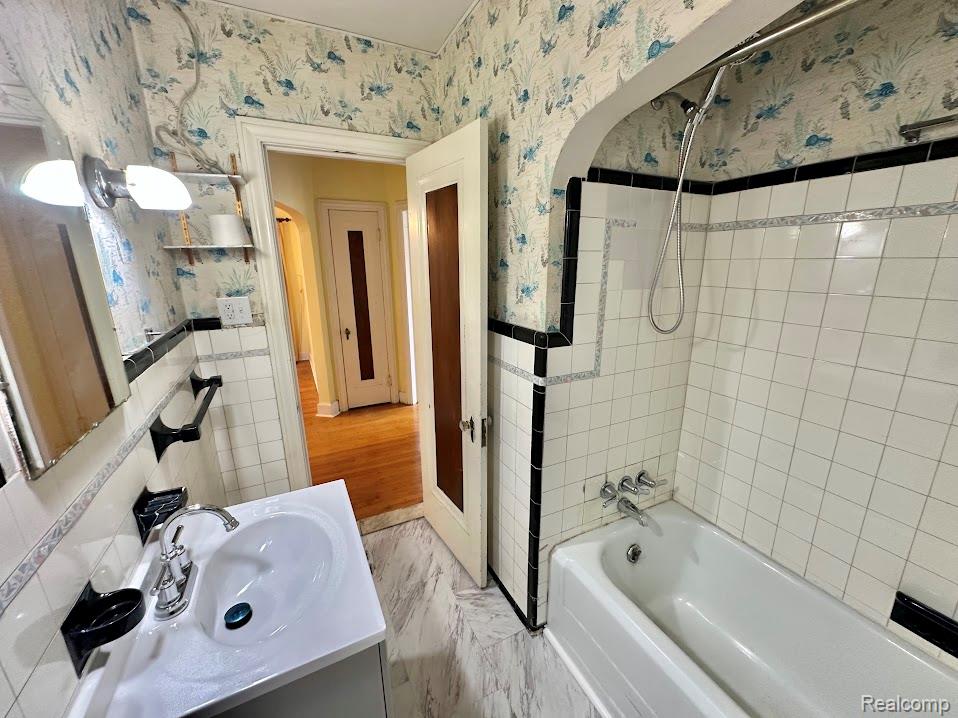 7502 Coolidge, Center Line, MI 48015 — Photo 15