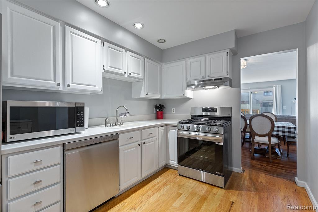 587 Tennyson, Rochester Hills, MI 48307 — Photo 14