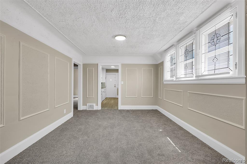 13600 Santa Rosa Drive, Detroit, MI 48238 — Photo 9