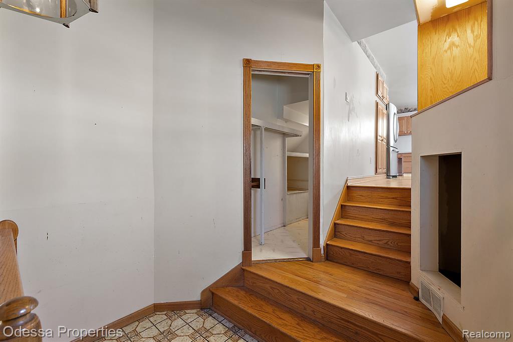 7525 22 MILE Road, Shelby Twp, MI 48317 — Photo 56