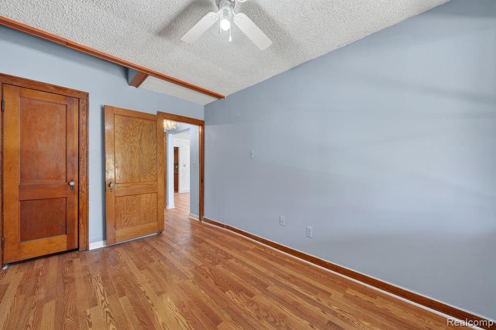 2978 Evaline Street, Hamtramck, MI 48212 — Photo 17