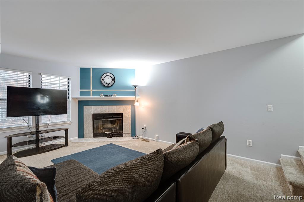 7783 Princeton Court, 56, Westland, MI — Photo 3