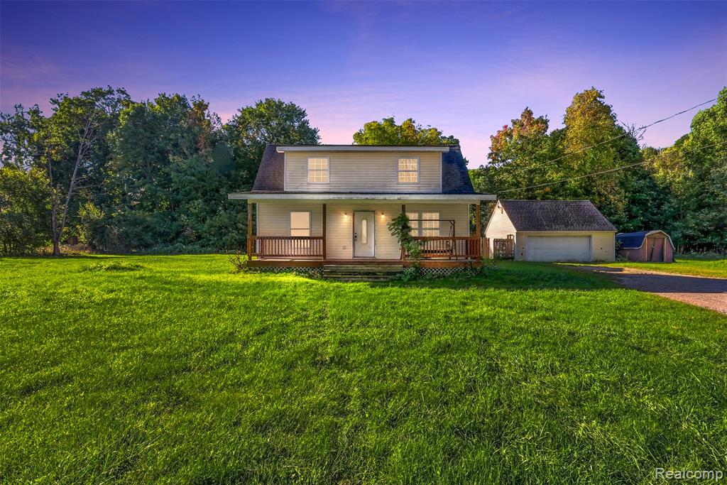 5492 Hubbard Drive, Flint, MI 48506