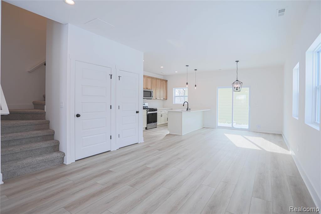 9 Queen Street, Mount Clemens, MI 48043 — Photo 9